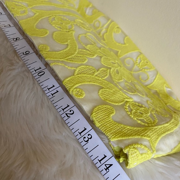 Lucy Paris Reece Lace Crop Shell, Size L Neon Bright Yellow - Picture 12 of 15